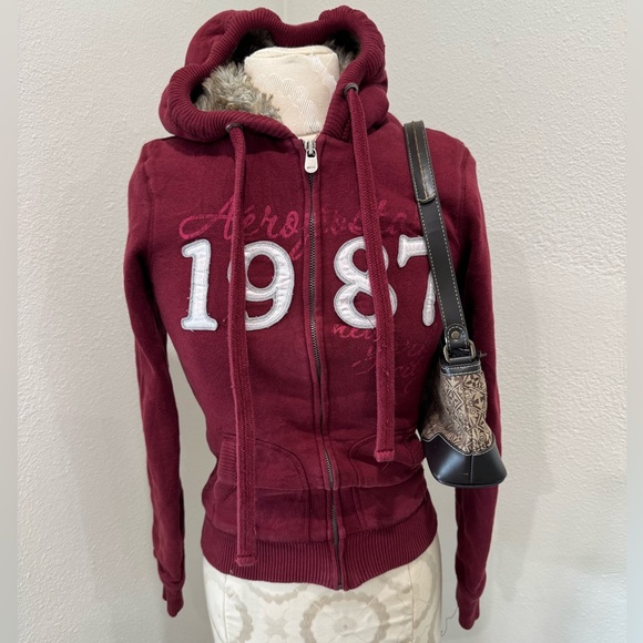 Aeropostale Y2K Vintage Burgundy Zip Up Hoodie Jacket Faux Fur Lining Size Small - Picture 8 of 15